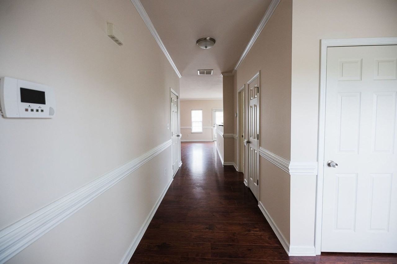 710 Central Park Ave - Photo 7 of 41