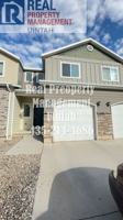 featured image of 427 E Red Fox Ln
