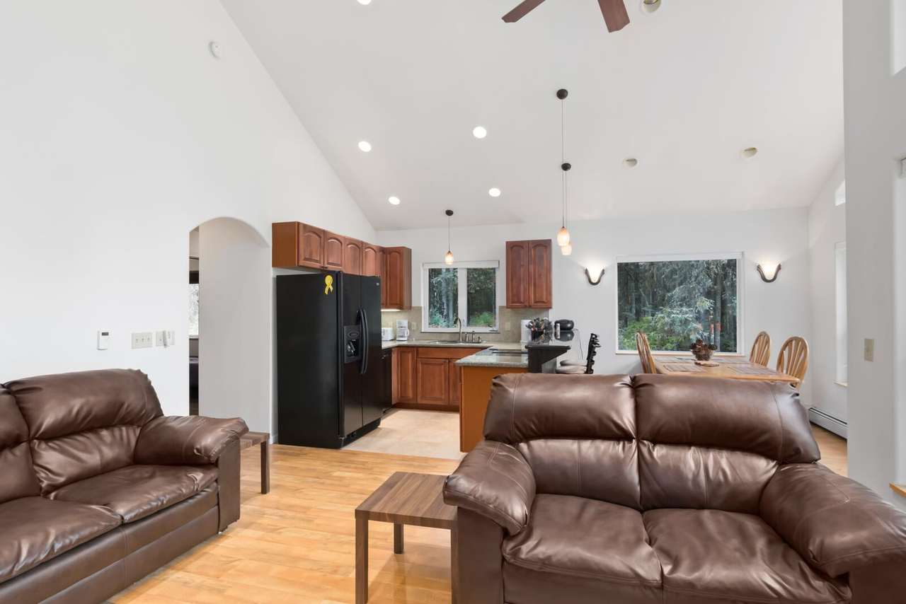 35126 Water Front Way - Photo 3 of 11