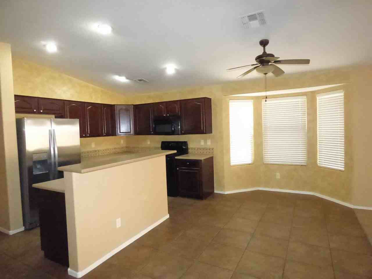14082 W Rosewood Dr - Photo 5 of 22