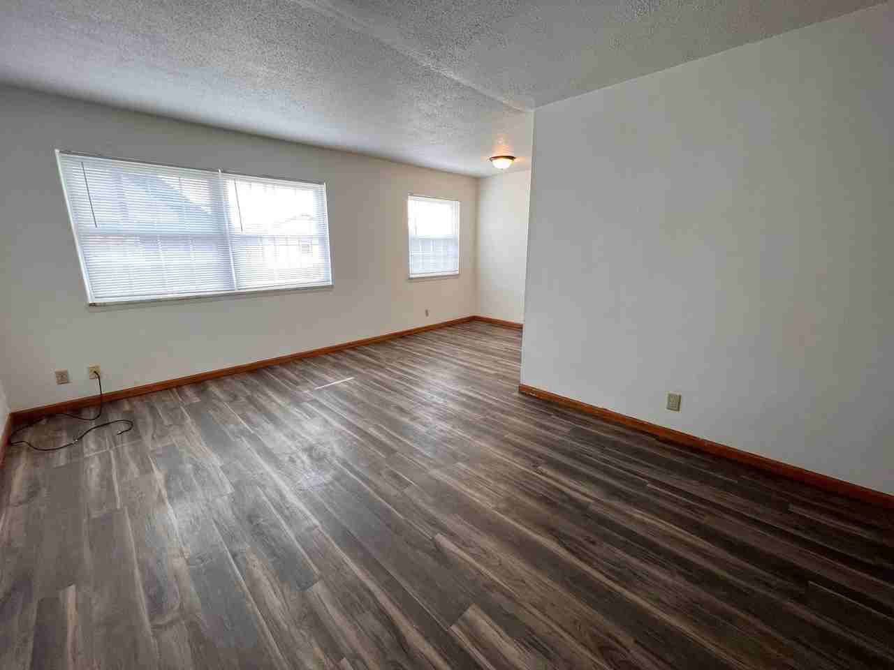 1102 21st Avenue Pl - Photo 7 of 14
