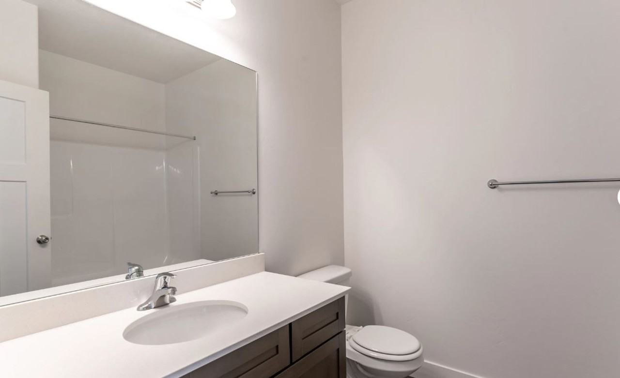 3663 W 1480 N #J303 - Photo 6 of 9