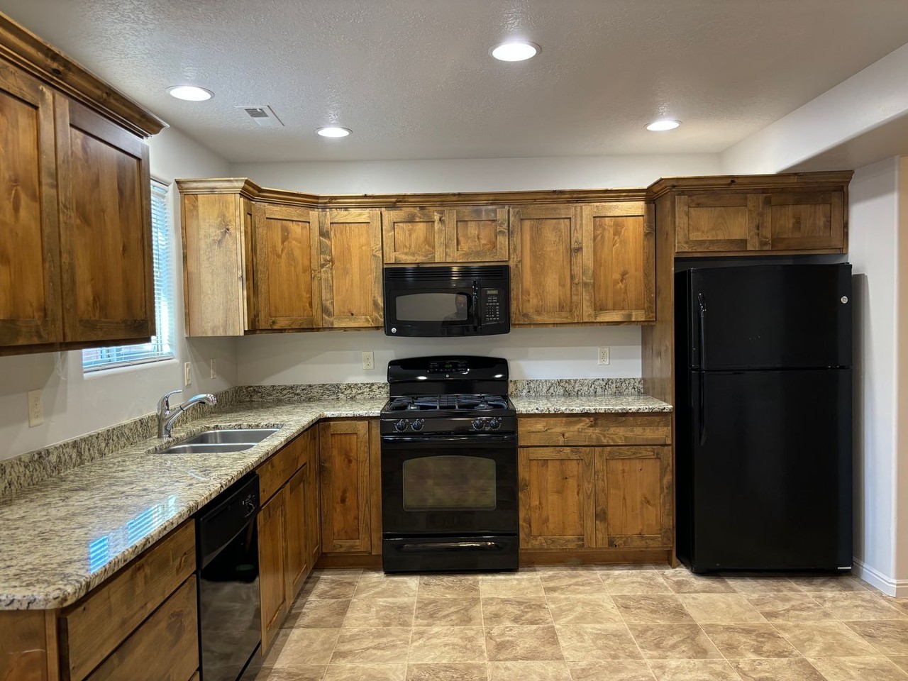 450 W 200 S #2 - Photo 5 of 24