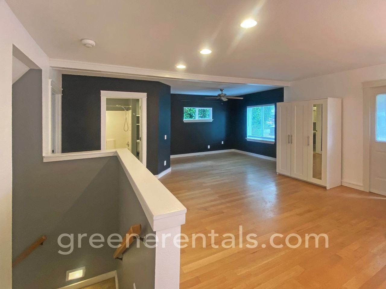 1222 9th Ave Se - Photo 4 of 17