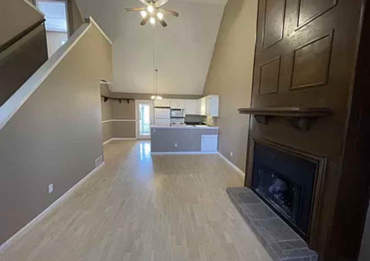 1603 Green Valley Cir - Photo 3 of 4