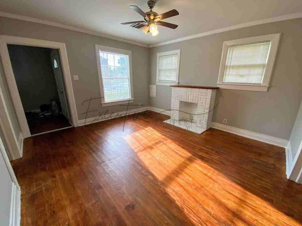 633 Enterprise Blvd - Photo 3 of 17