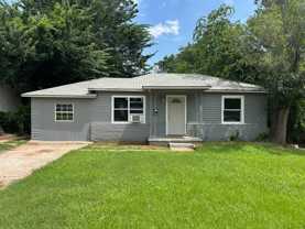 1619 Se 62nd St - Photo 1 of 1
