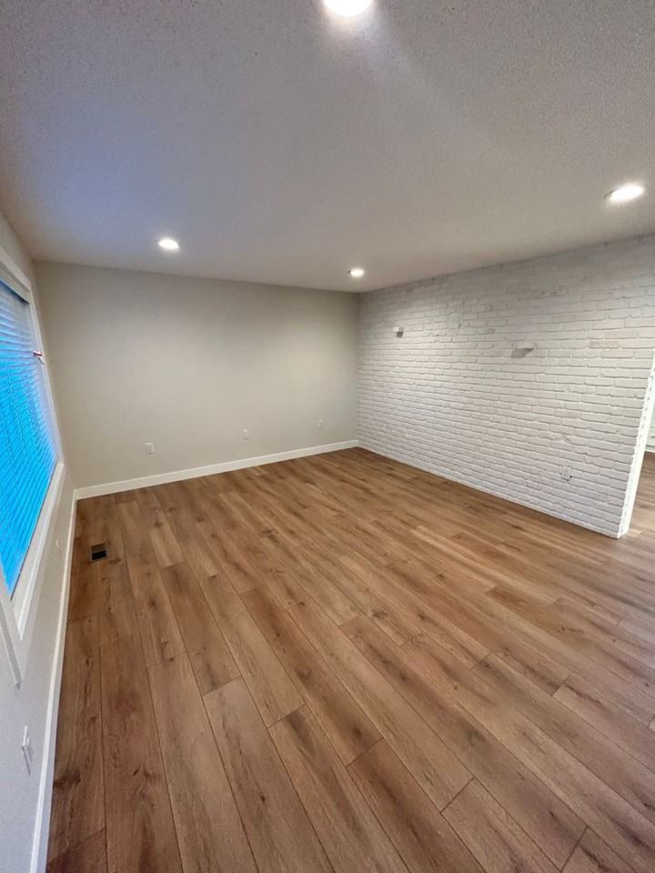 7115 Everson Goshen Rd - Photo 4 of 25