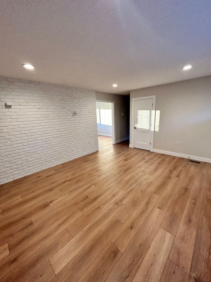 7115 Everson Goshen Rd - Photo 7 of 25