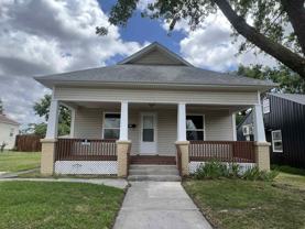 2215 Empire Ave - Photo 1 of 1