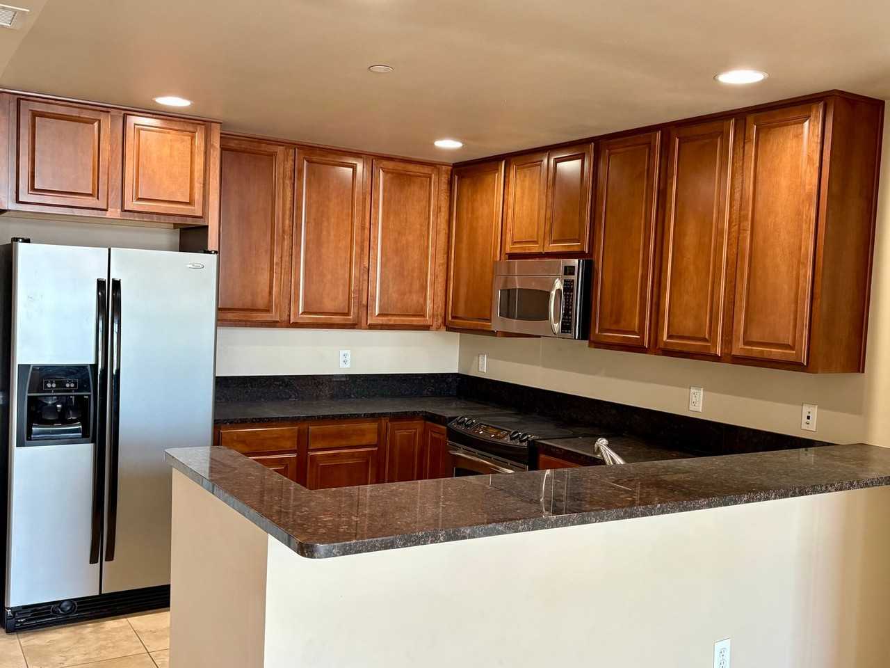 50 N Sierra St #908 - Photo 4 of 17