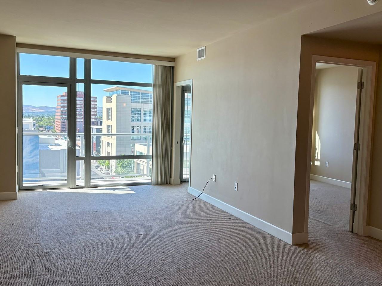 50 N Sierra St #908 - Photo 5 of 17