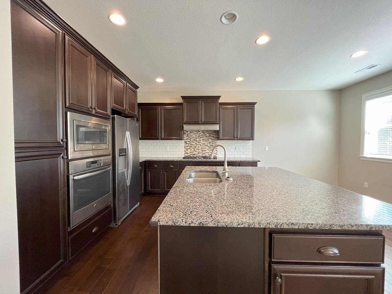 17225 Nw Viola St - Photo 4 of 38