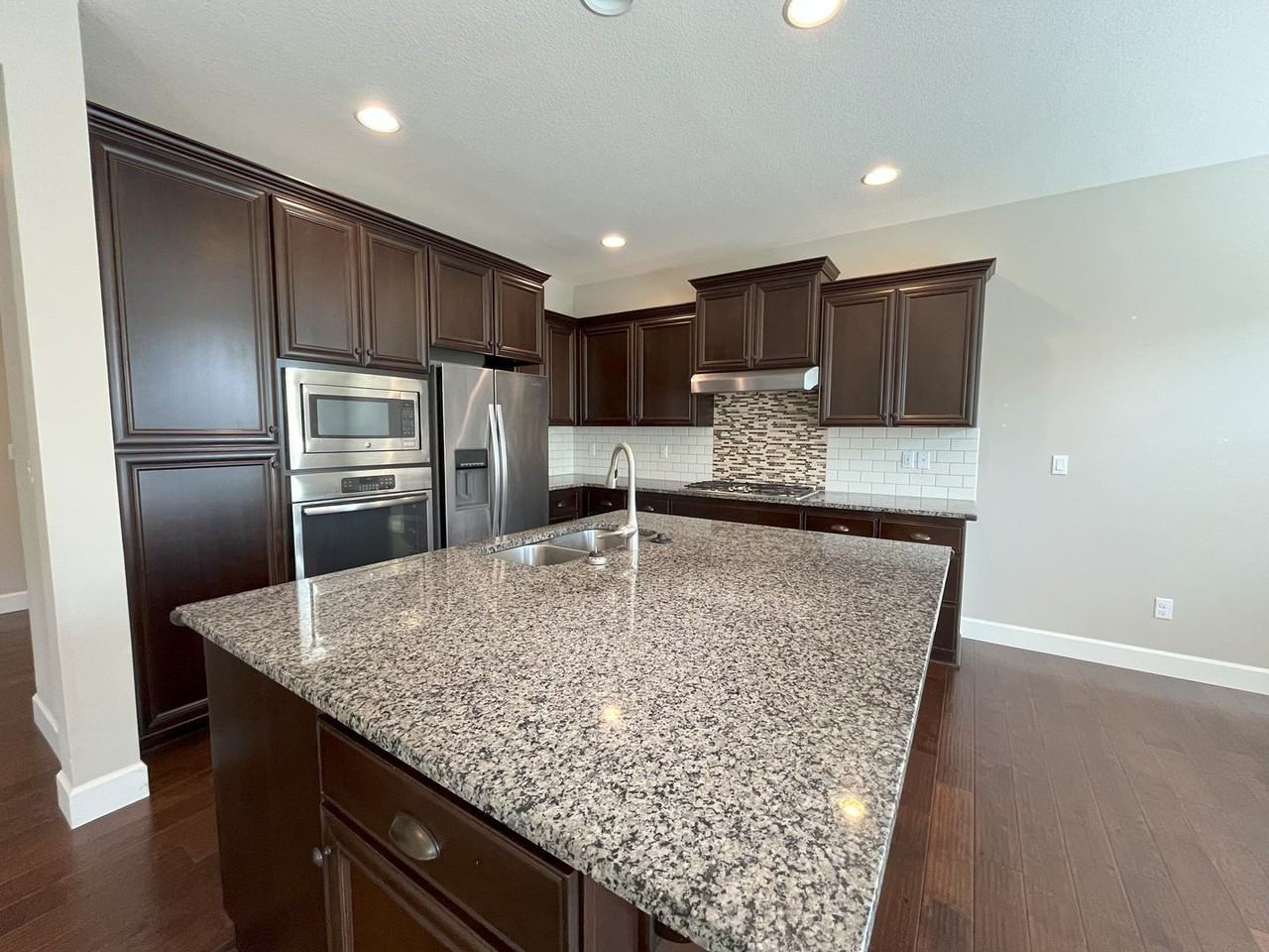 17225 Nw Viola St - Photo 5 of 38