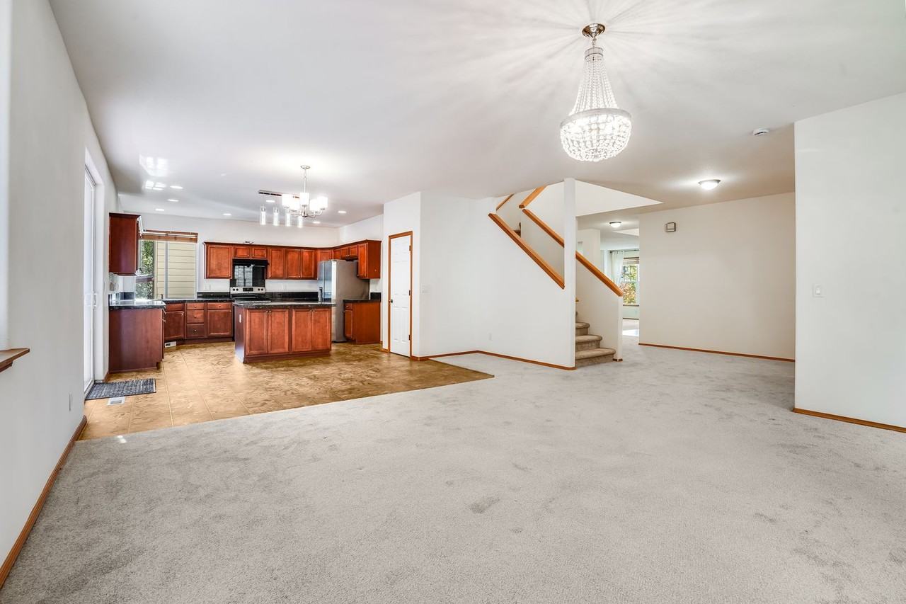 12590 Nw Naomi Ln - Photo 3 of 20