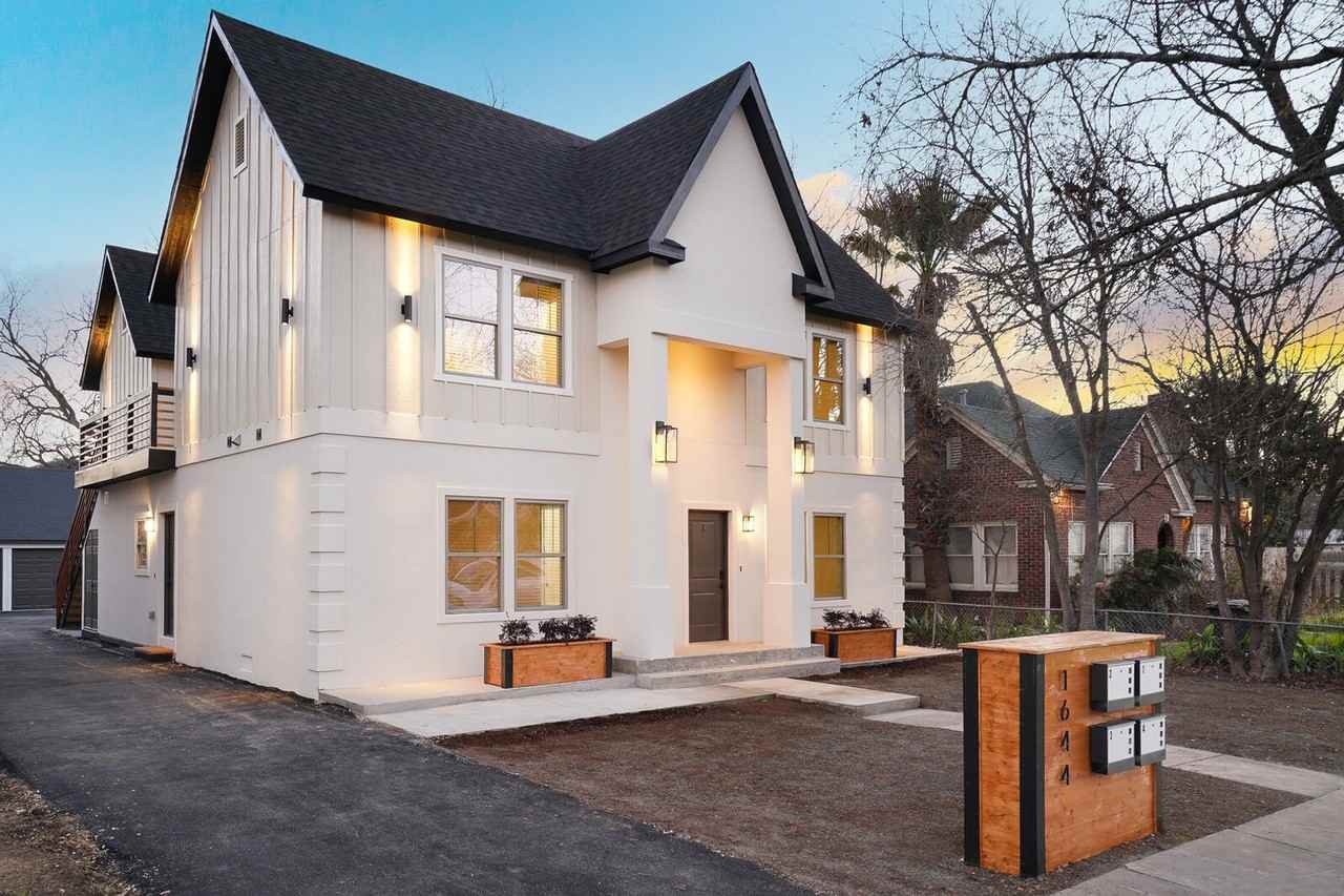 1644 West Mistletoe Avenue #102 - Photo 2 of 42