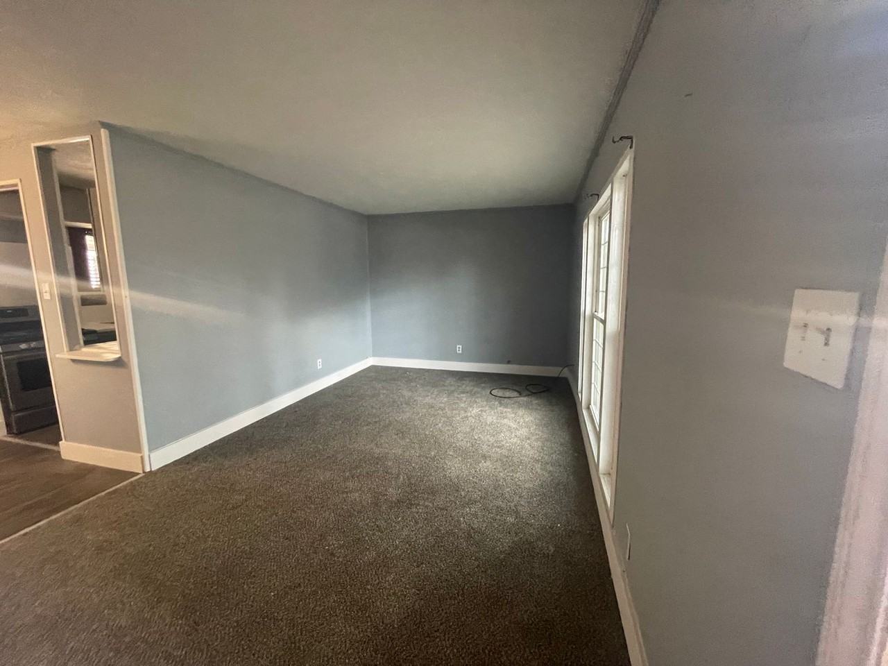 1629 Devon Dr - Photo 2 of 18