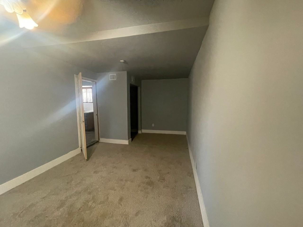 1629 Devon Dr - Photo 5 of 18