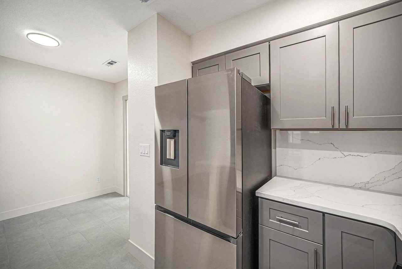 8116 Gray Ct #482 - Photo 4 of 23