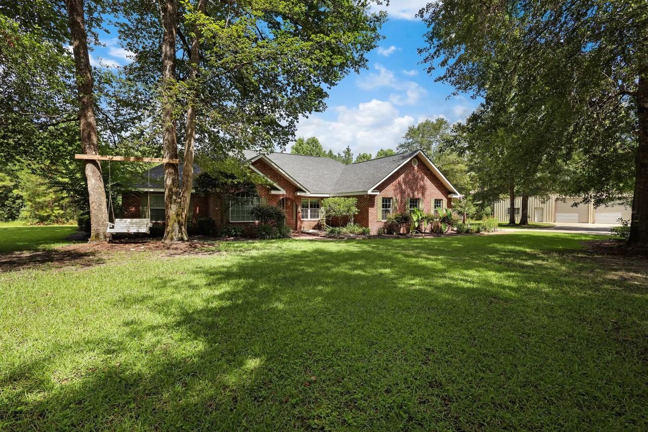 270 Palm Island Rd - Photo 3 of 35