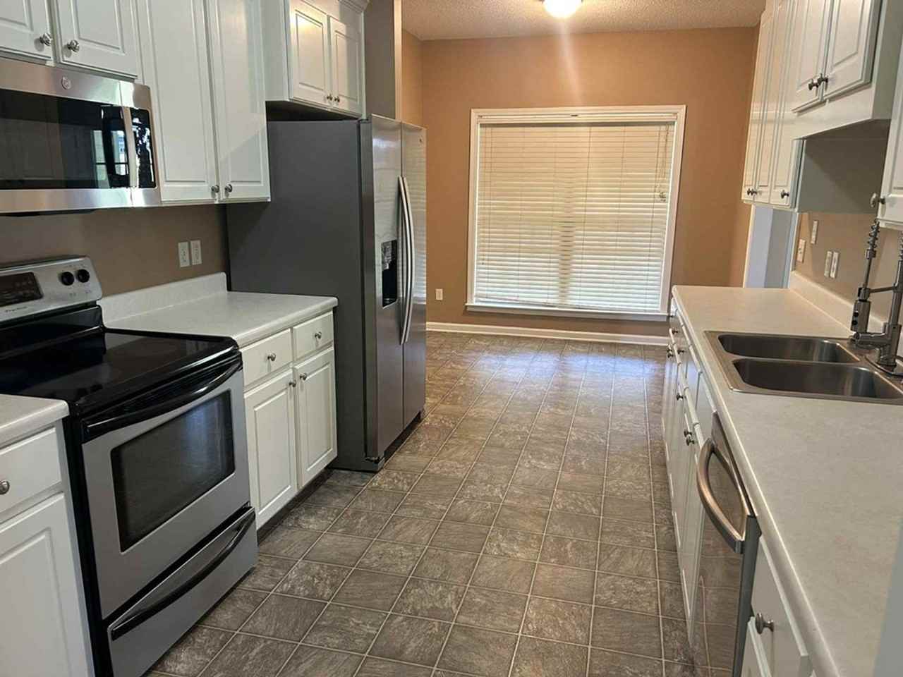 47 Miller St - Photo 2 of 14