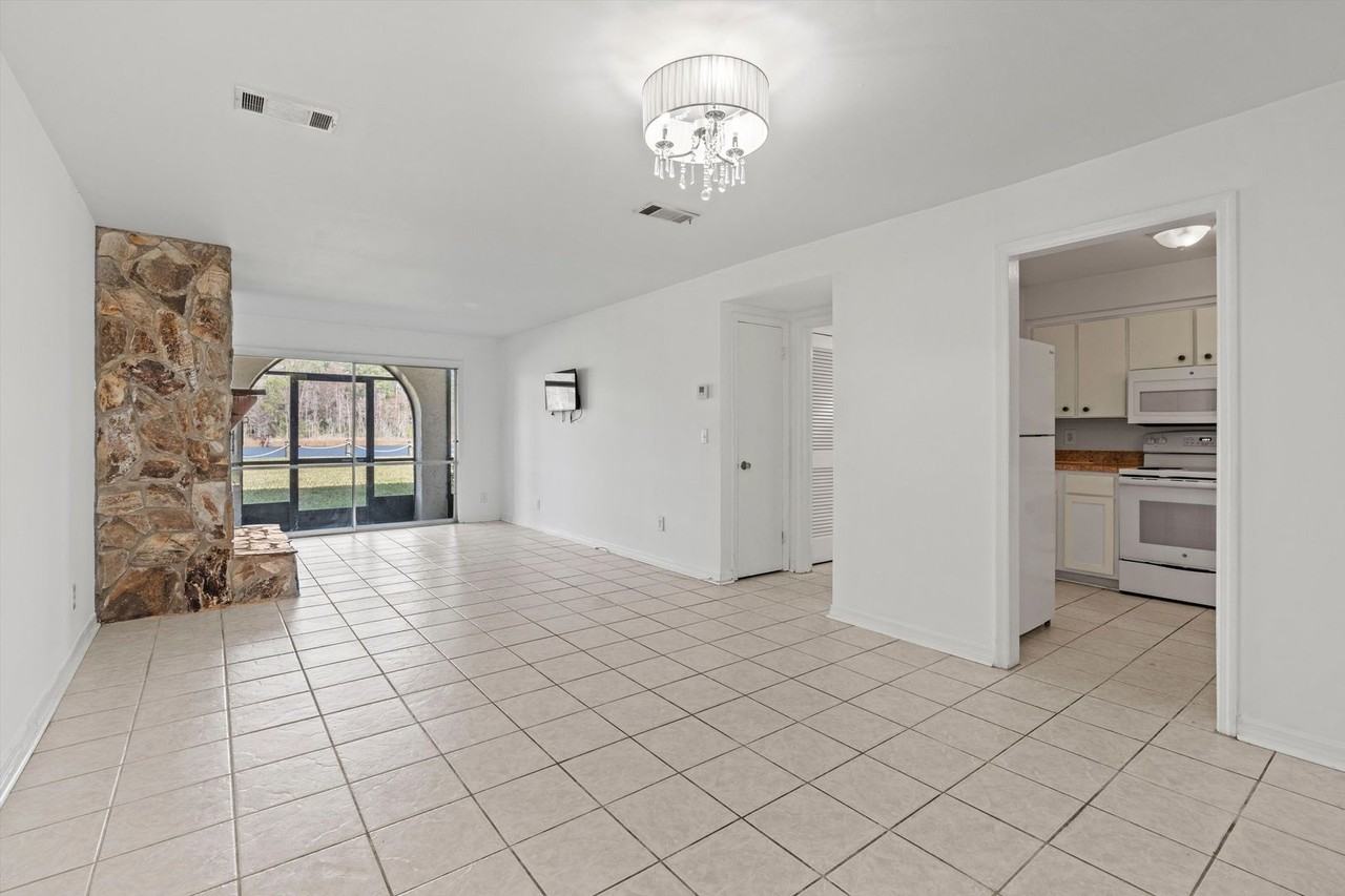 1530 El Prado Rd #2 - Photo 3 of 25