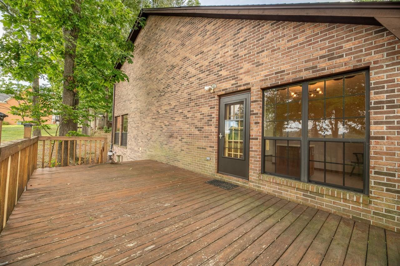 7750 Melanie Circle - Photo 3 of 41