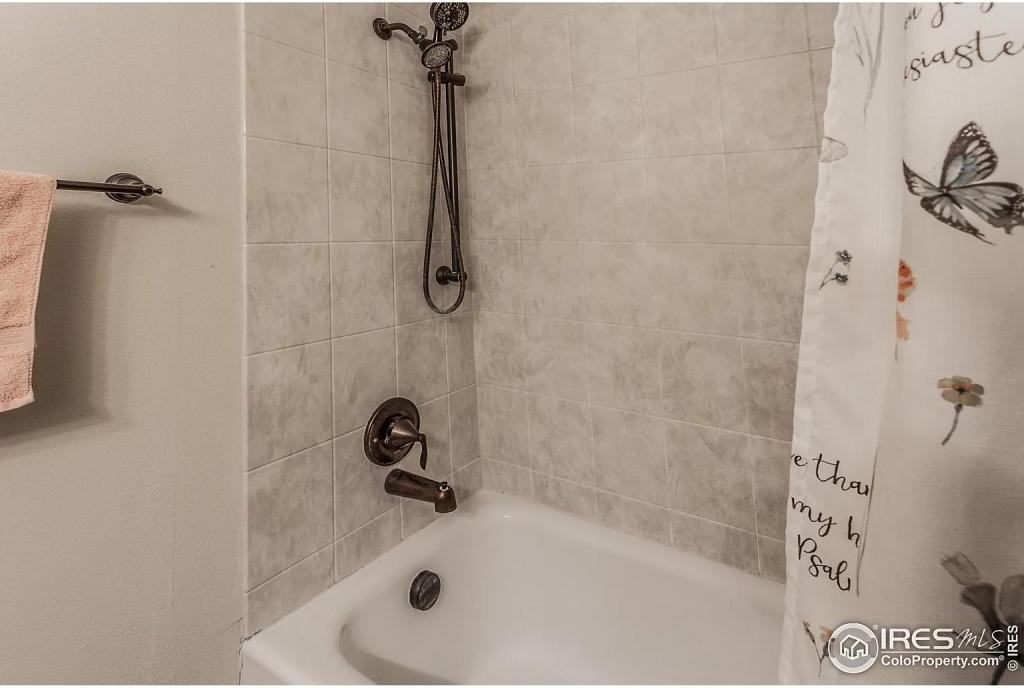 701 43rd Ave - Photo 5 of 6
