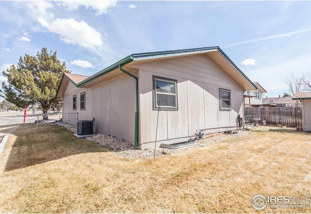 701 43rd Ave - Photo 6 of 6