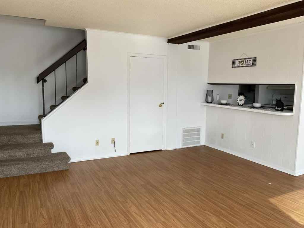 730 Briar Mnr - Photo 3 of 17