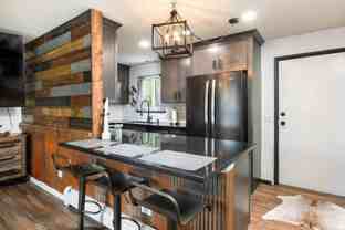 2700 S Holly St - Photo 1 of 1