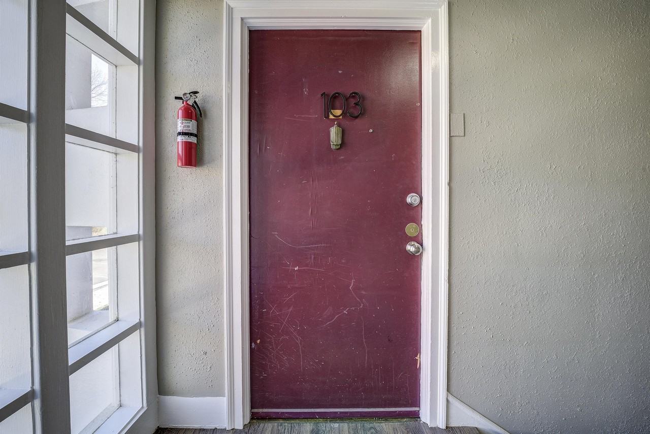 315 Heathland Dr #2-103 - Photo 7 of 30