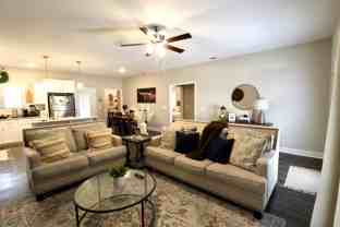 83 Stockyard Rd - Photo 1 of 1