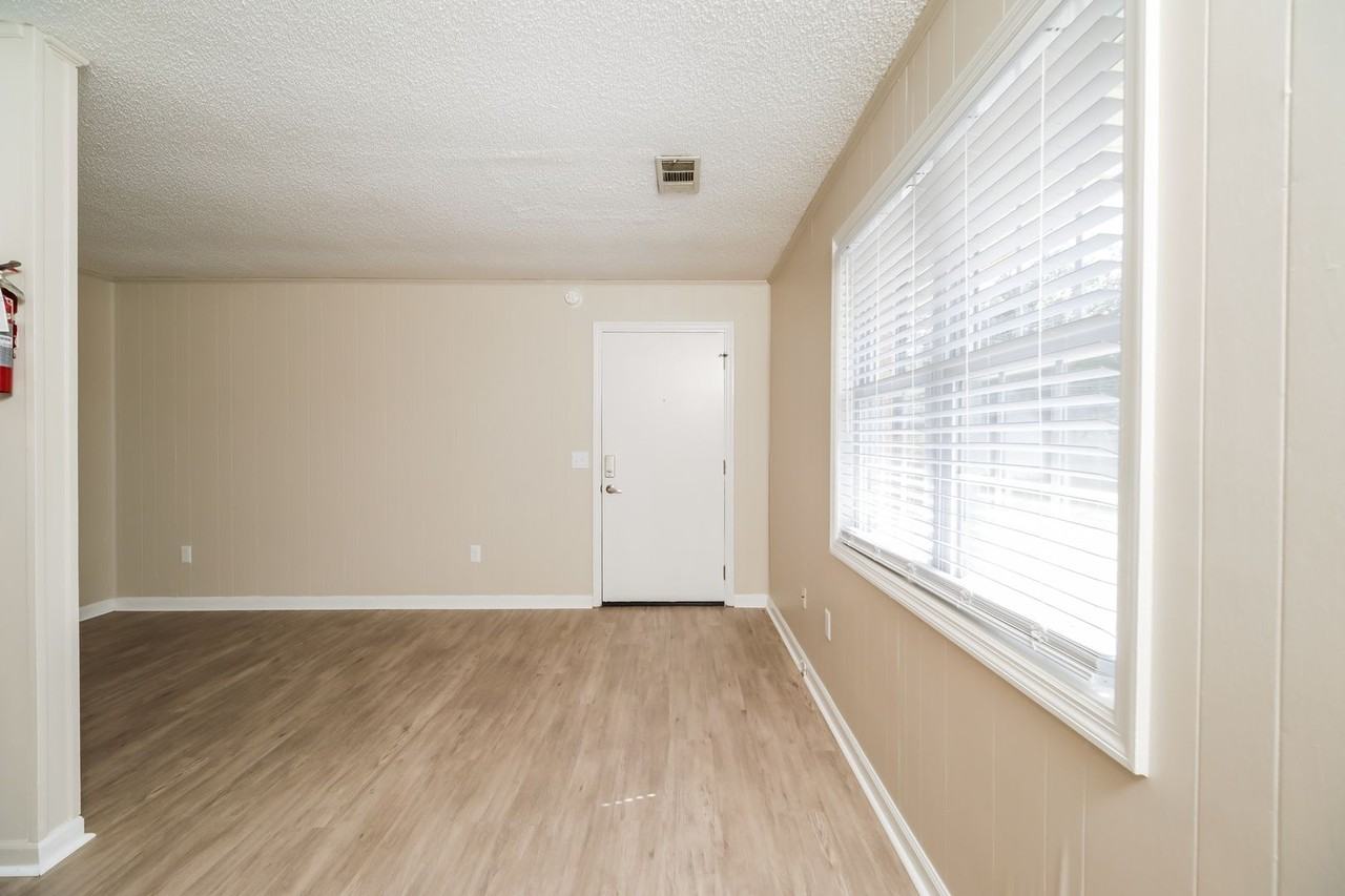 1 bed/1 bath ~ Move-in Today! - Photo 7 of 17