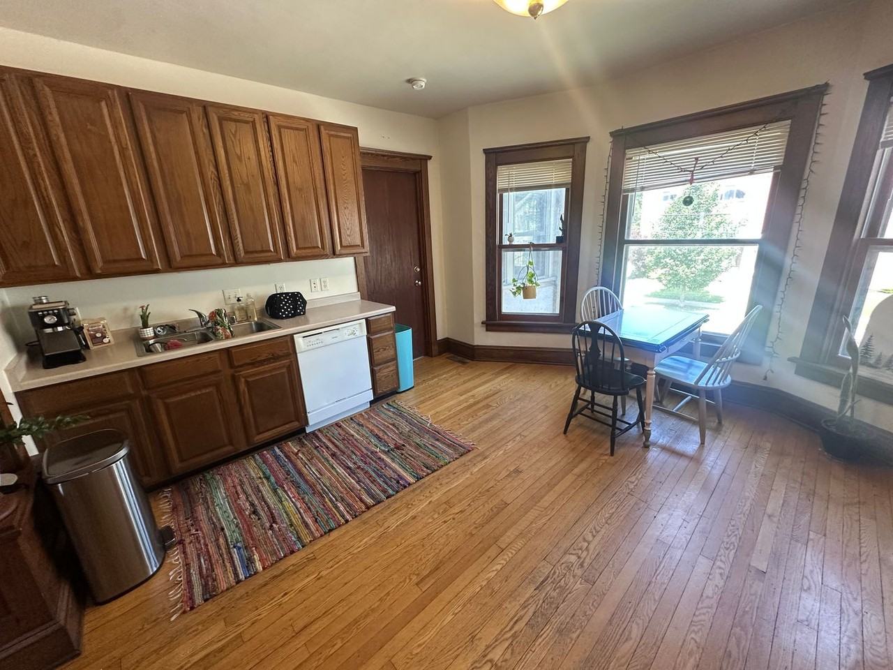 639E - Photo 2 of 40