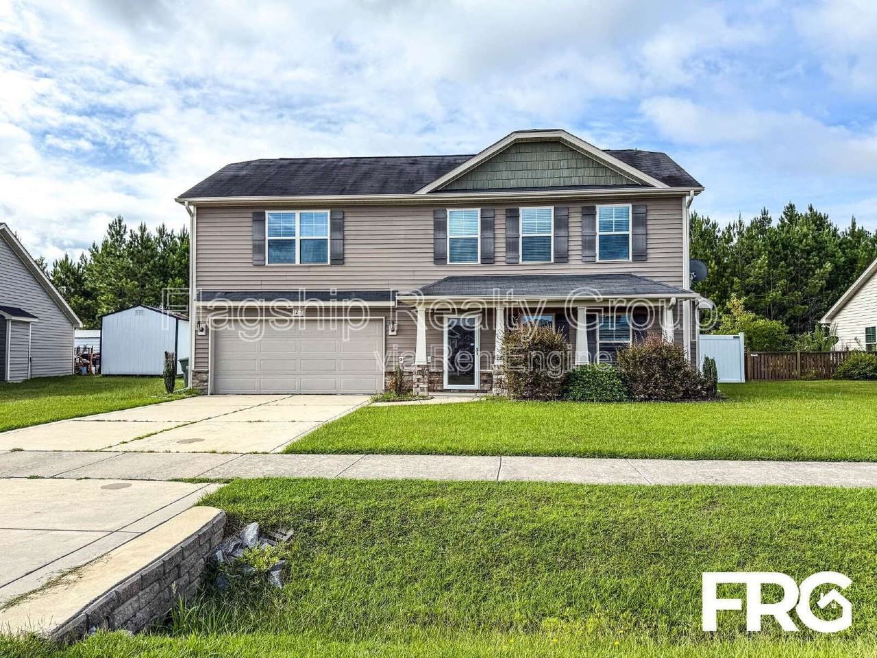 1217 Teakwood Dr - Photo 4 of 32