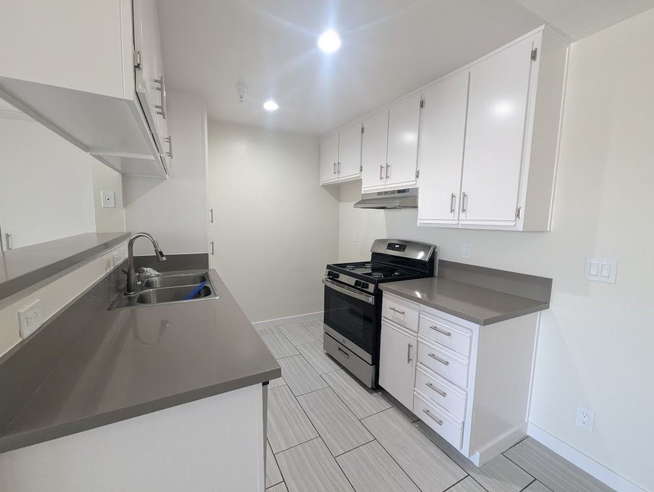 Beckwood Apartments - Photo 5 of 9