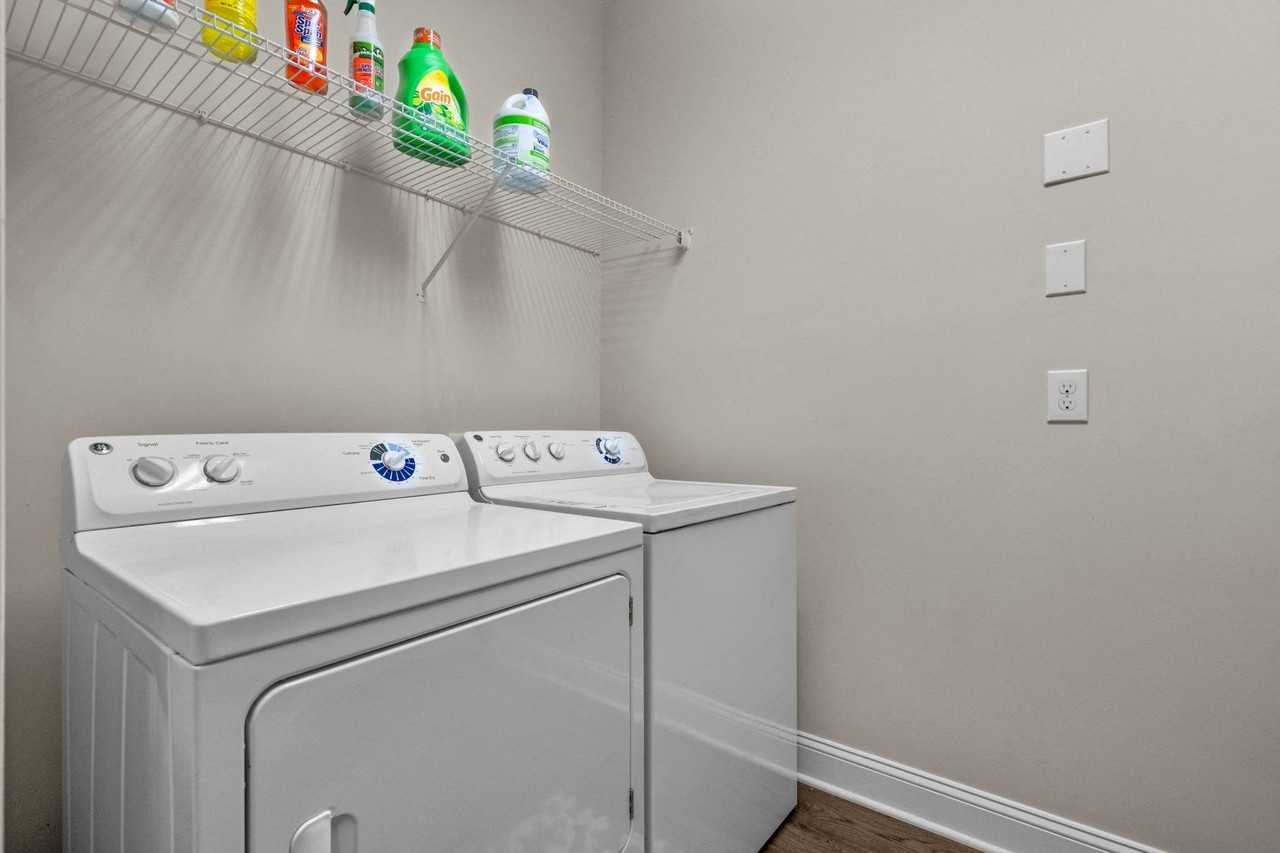 The Arbors at East Village - Photo 2 of 13