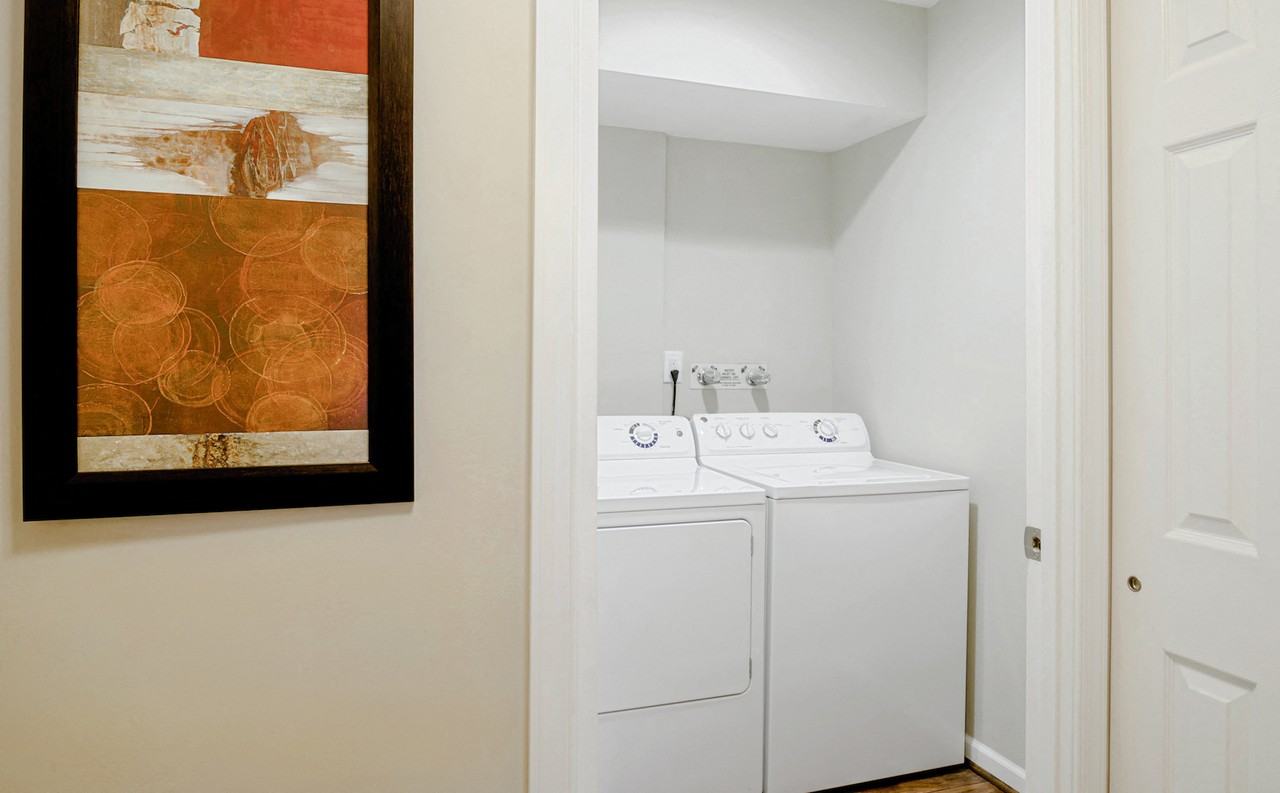 Residences at Pomona Park - Photo 6 of 23