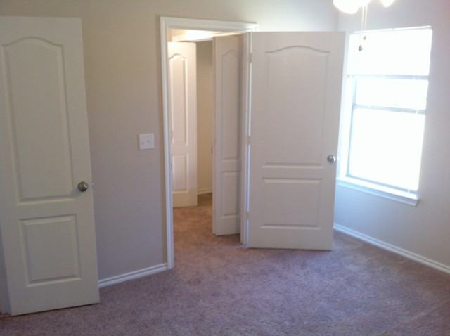 18027 Loring Ln - Photo 7 of 21