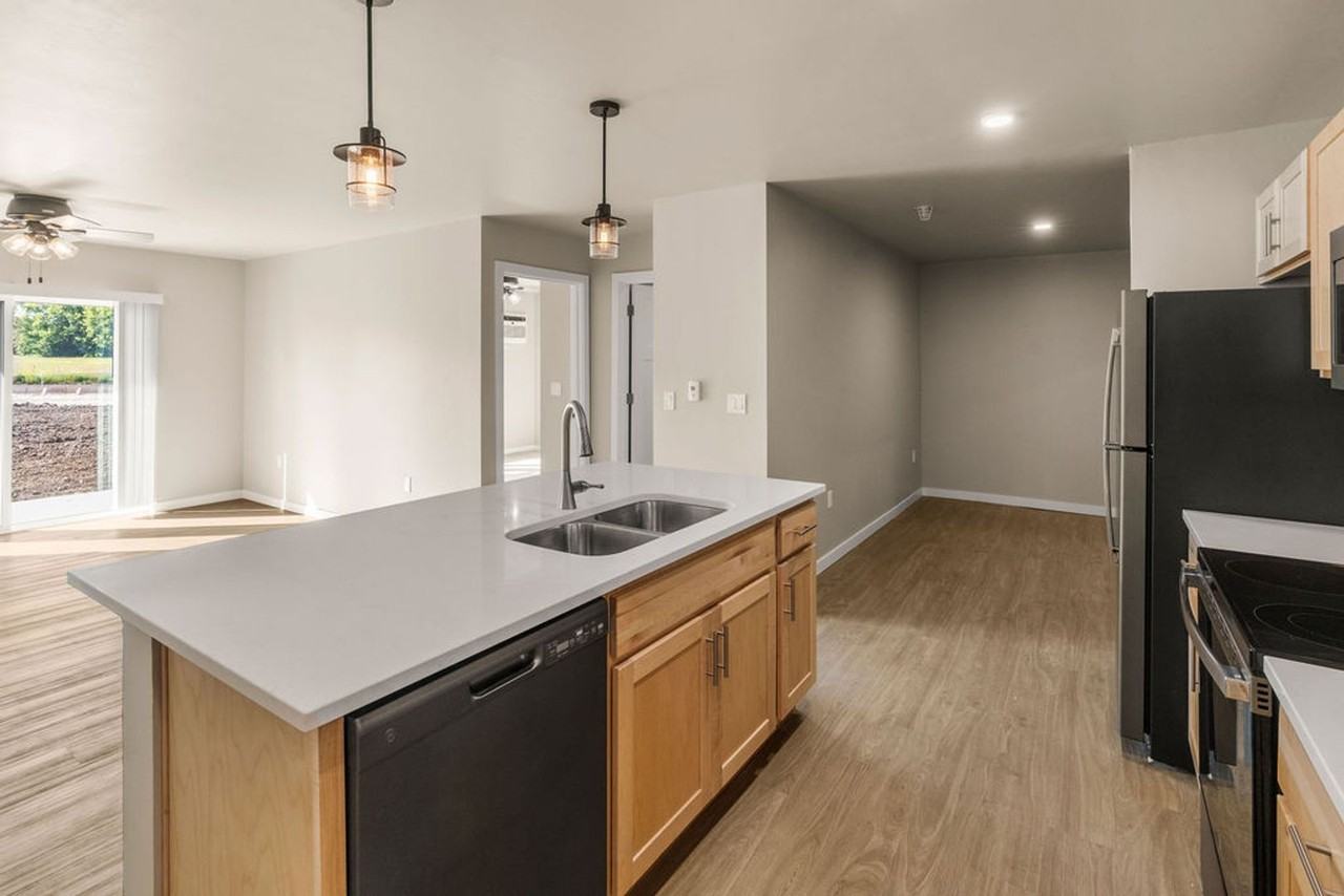 The Ponds - Photo 3 of 50