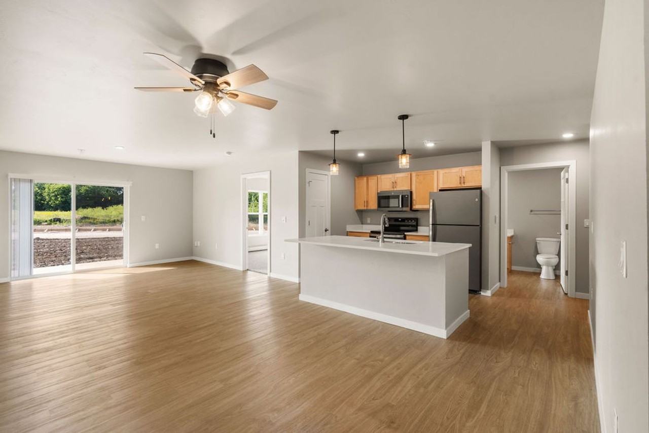 The Ponds - Photo 4 of 48