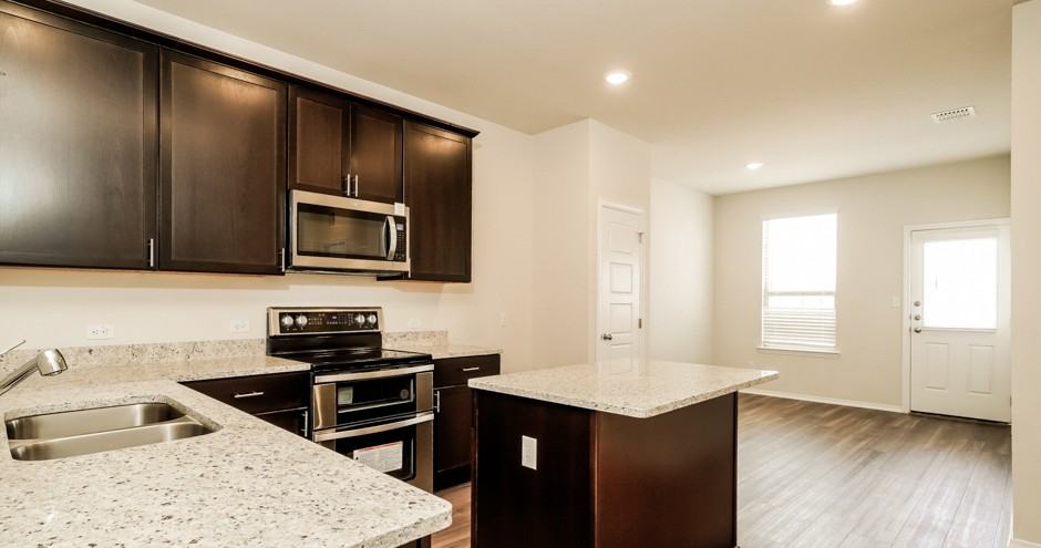 The Corridor at Sunset Oaks Rental Homes - Photo 7 of 35