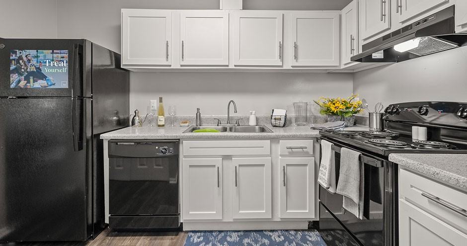 St. Johns Pointe - Photo 7 of 26