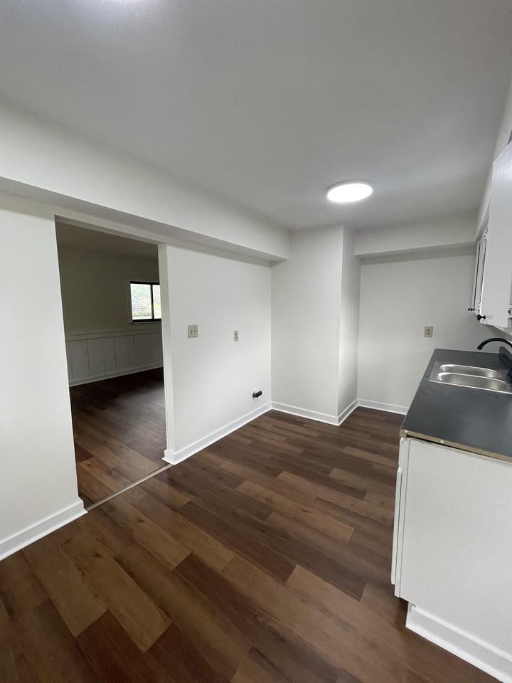 1500 E 25th Ave #2 - Photo 5 of 19