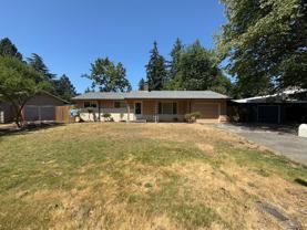 941 Se 175th Pl - Photo 1 of 1