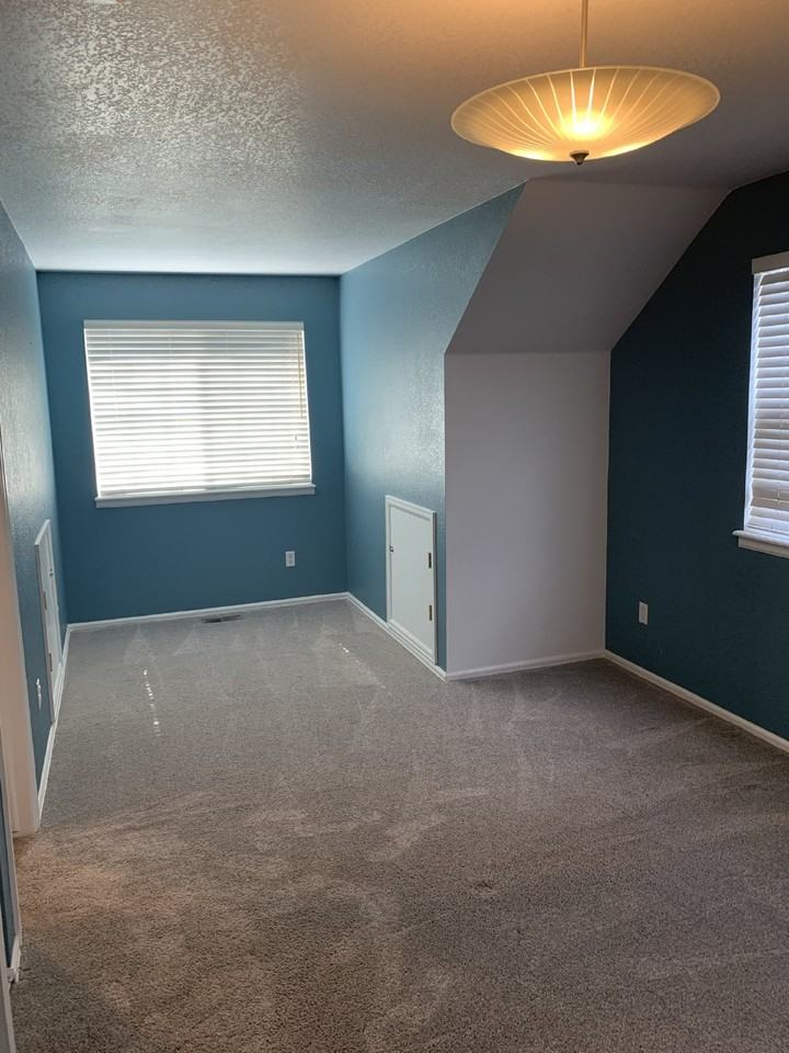 1950 Lowell Blvd - Photo 5 of 25