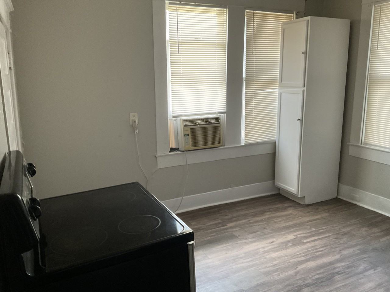 214 E Huff Ave Apt 1 - Photo 5 of 8