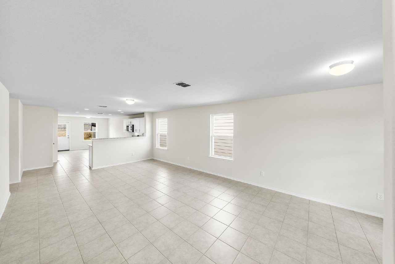 314 Floating Feather - Photo 4 of 30