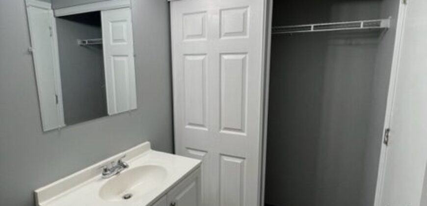 401 Smith St Apt A9 - Photo 4 of 8